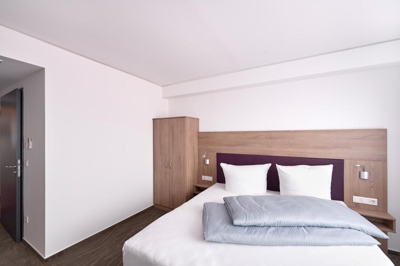 Hotel New In Gaimersheim Exterior photo